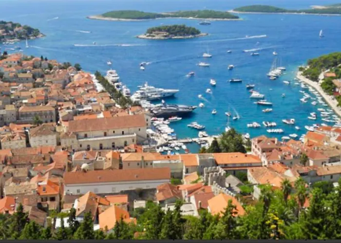 Hvar Old Dalmatian House Junior - Deck 2 Hvar Town